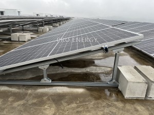 Flat roof solar mounting